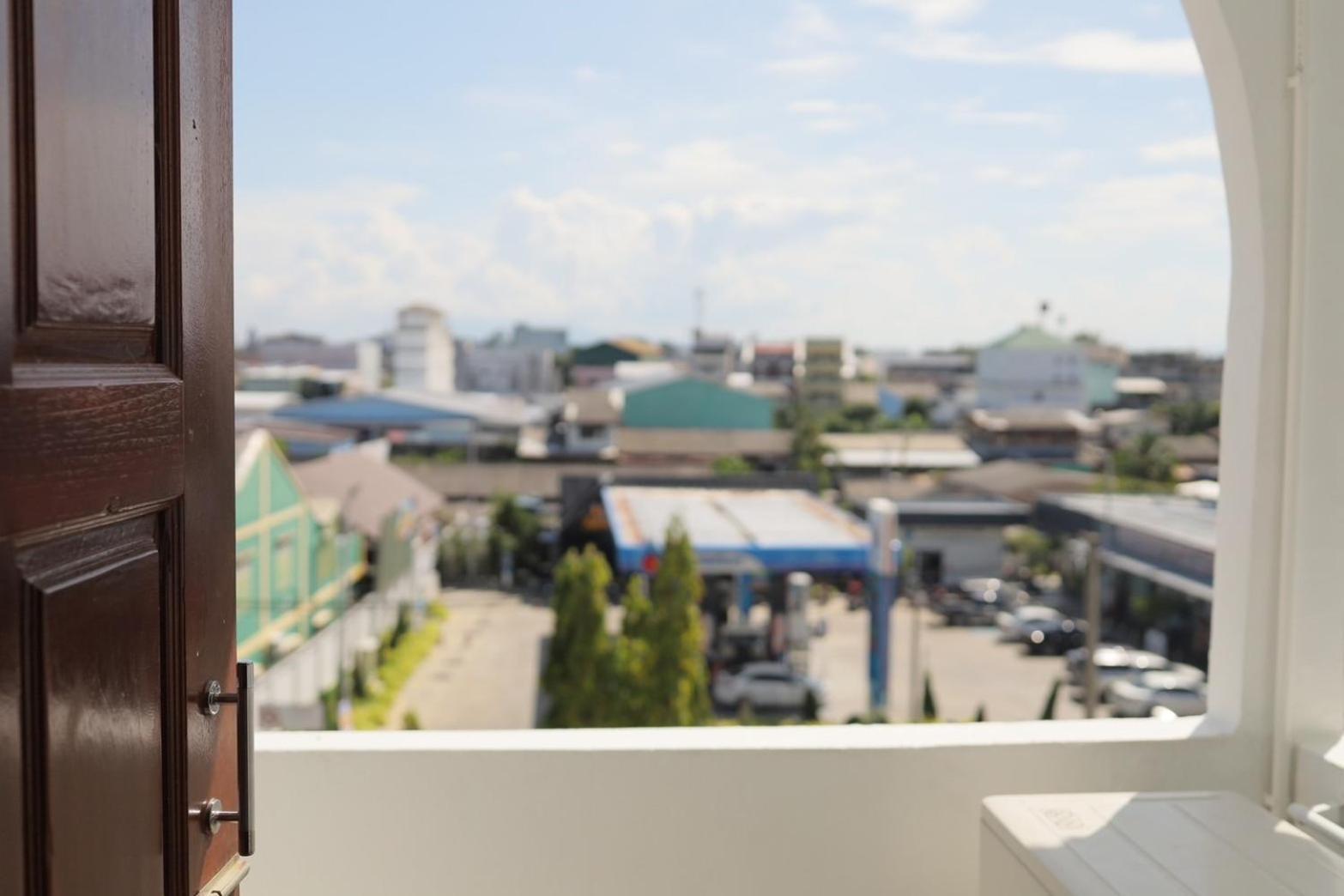 タンヤン ホテル ナラーティワート エクステリア 写真